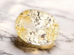 Exquisite Natural Yellow Ceylon Sapphire — 4.99 Carats of Pure Radiance