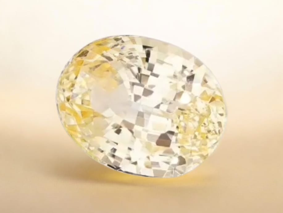 Exquisite Natural Yellow Ceylon Sapphire — 4.99 Carats of Pure Radiance